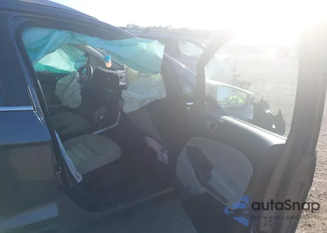 2018 Ford Ecosport Titanium z USA, uszkodzony, nr VIN MAJ6P1WL0JC248915